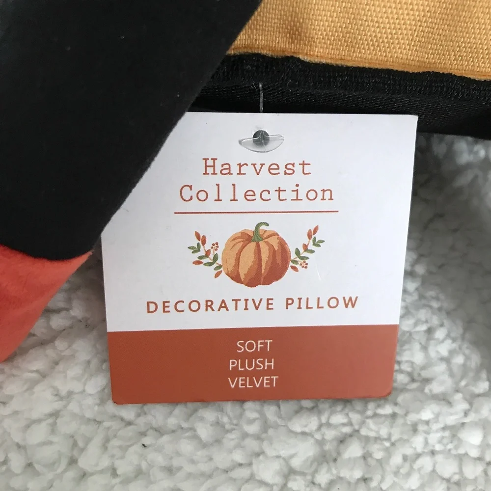 🌻NWT Fall Harvest Decor Accent Pillow With Gnome